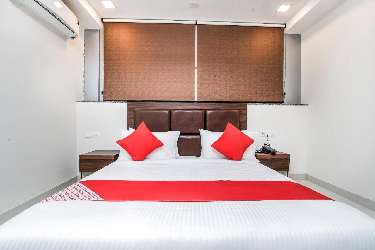 Oyo 23191 Flagship Hotel Raj Madan Ameerpet Hyderabad Eksteriør billede