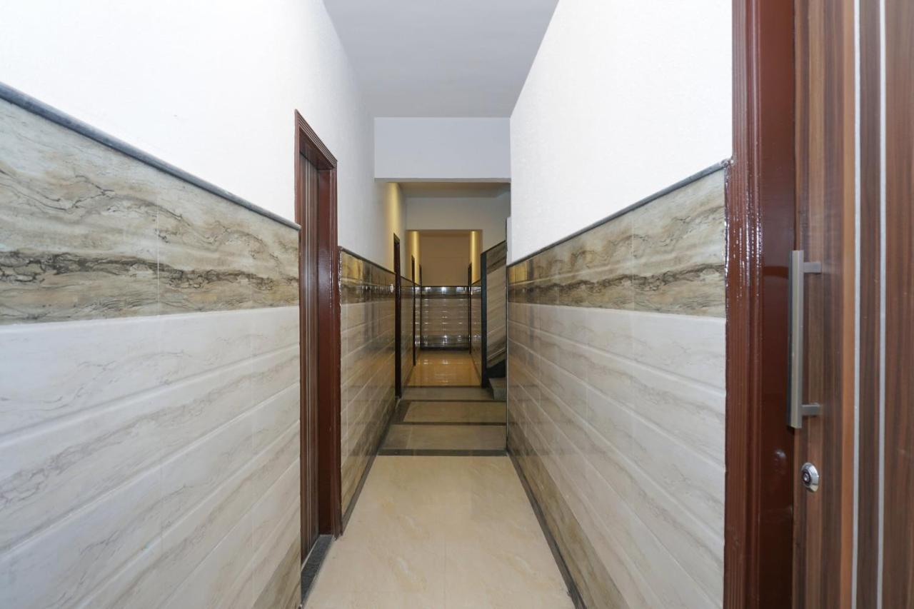 Oyo 23191 Flagship Hotel Raj Madan Ameerpet Hyderabad Eksteriør billede