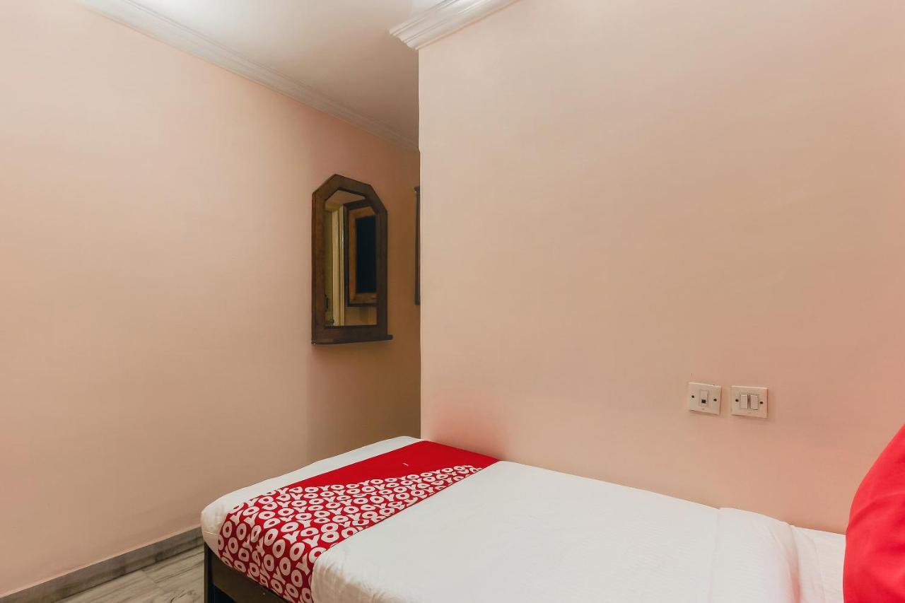 Oyo 23191 Flagship Hotel Raj Madan Ameerpet Hyderabad Eksteriør billede