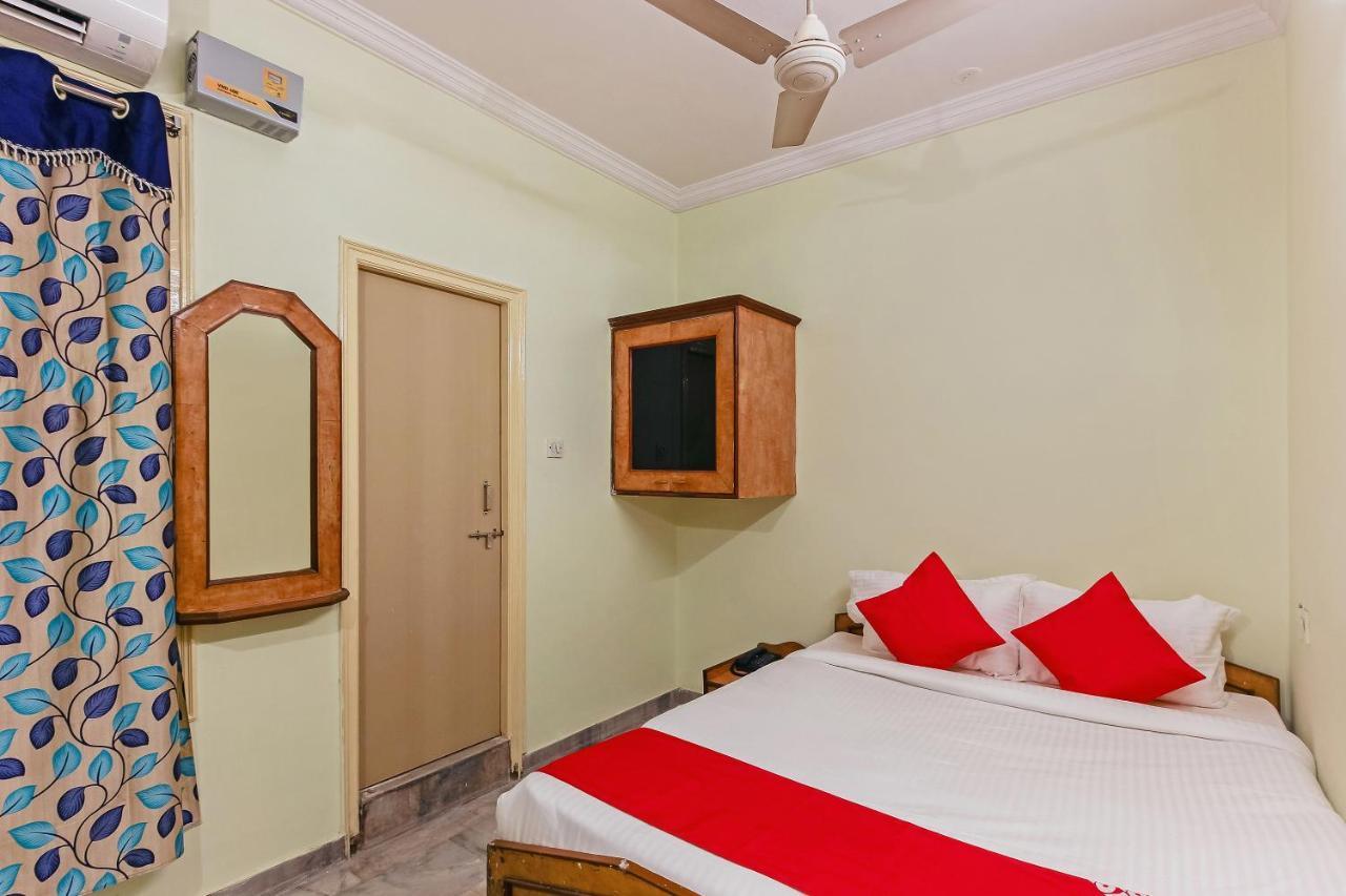 Oyo 23191 Flagship Hotel Raj Madan Ameerpet Hyderabad Eksteriør billede