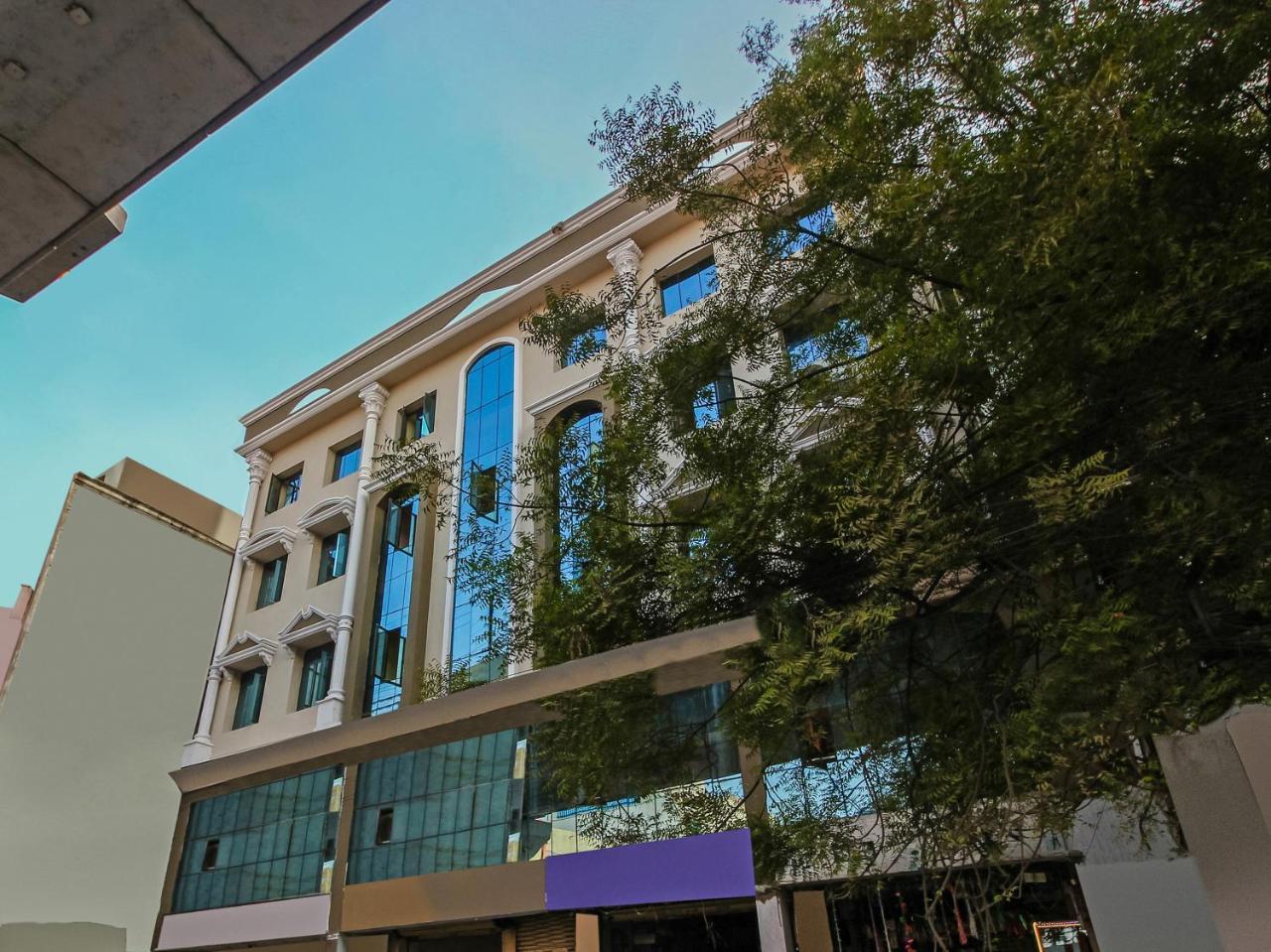 Oyo 23191 Flagship Hotel Raj Madan Ameerpet Hyderabad Eksteriør billede