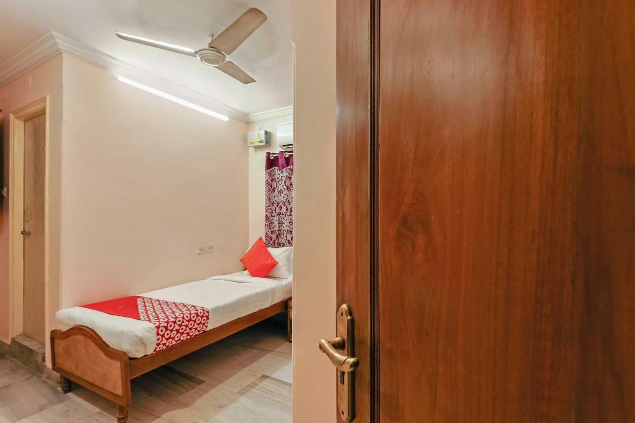 Oyo 23191 Flagship Hotel Raj Madan Ameerpet Hyderabad Eksteriør billede