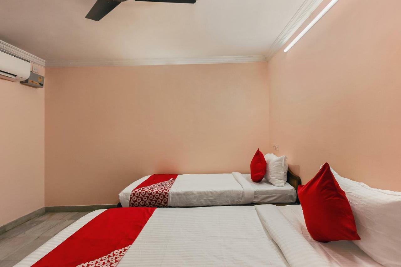 Oyo 23191 Flagship Hotel Raj Madan Ameerpet Hyderabad Eksteriør billede