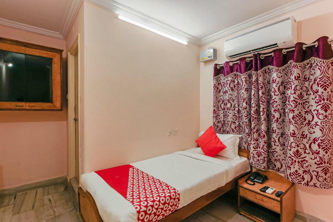 Oyo 23191 Flagship Hotel Raj Madan Ameerpet Hyderabad Eksteriør billede