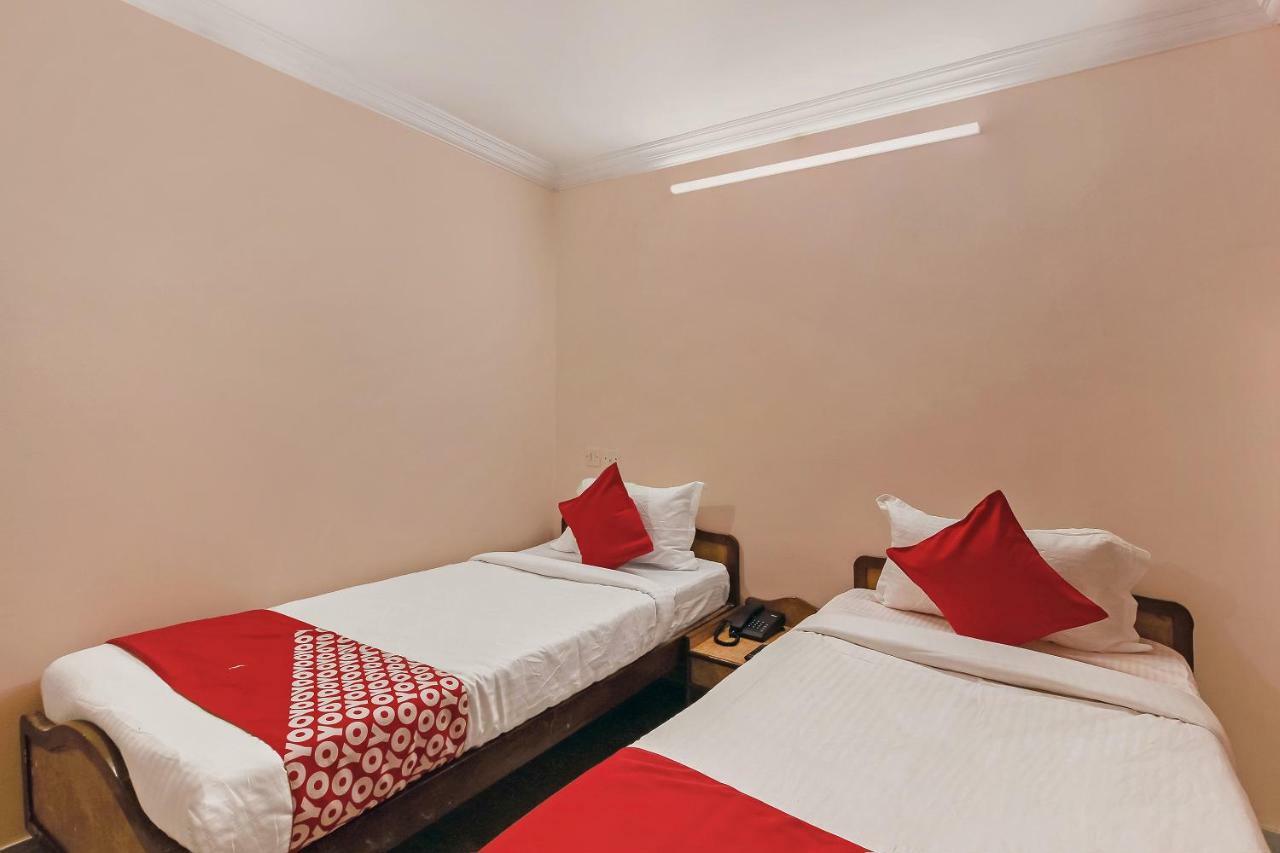 Oyo 23191 Flagship Hotel Raj Madan Ameerpet Hyderabad Eksteriør billede